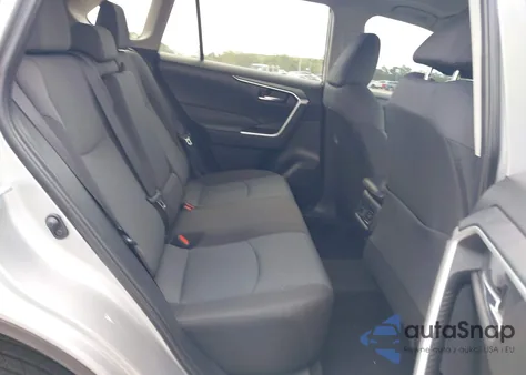 2024 Toyota Rav4 Xle z USA, uszkodzony, nr VIN 2T3W1RFV2RW344310